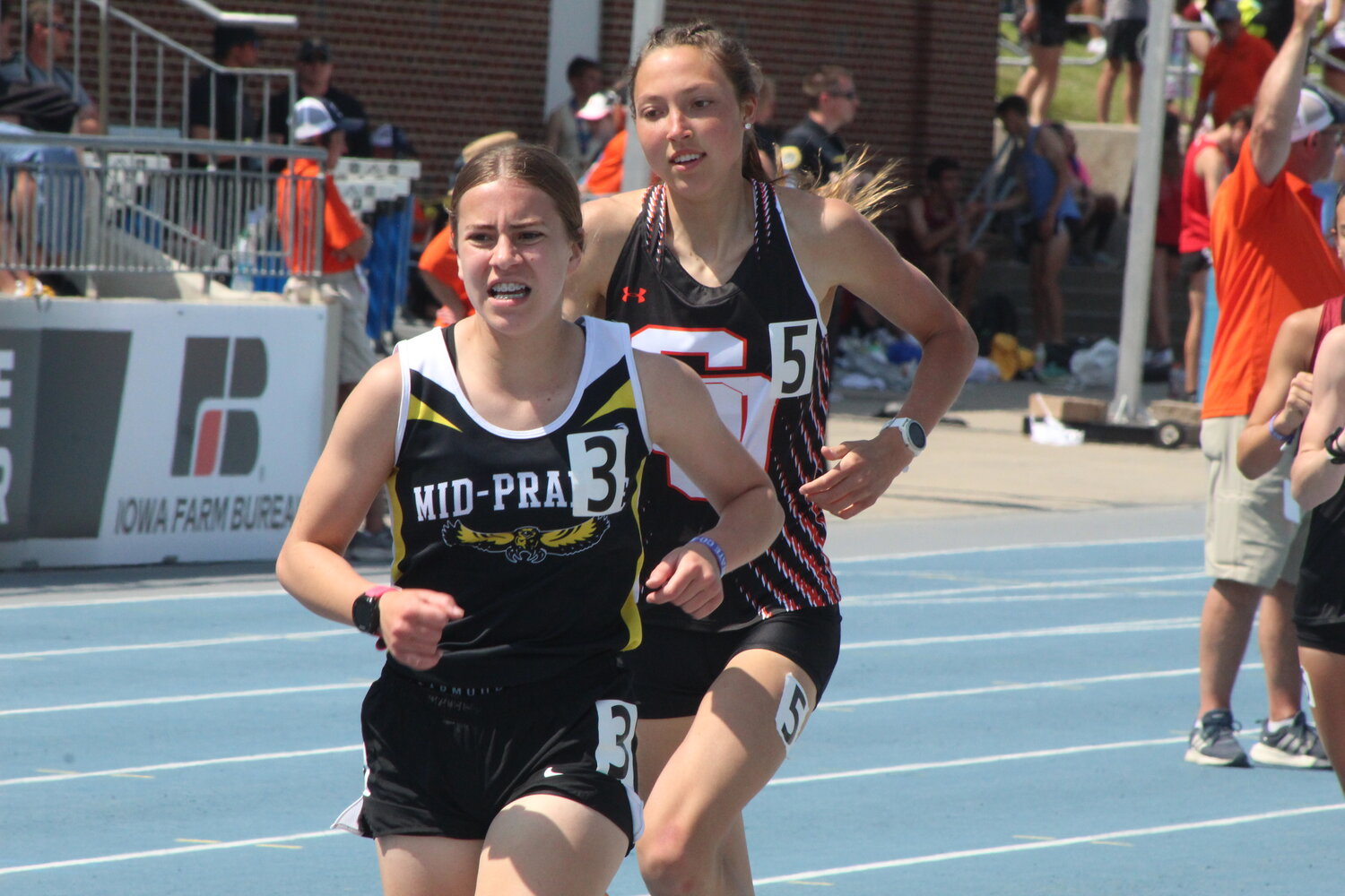 Mid-Prairie junior Danielle Hostetler powers her way down the stretch in the 2A girls 1500 at Drake Stadium.